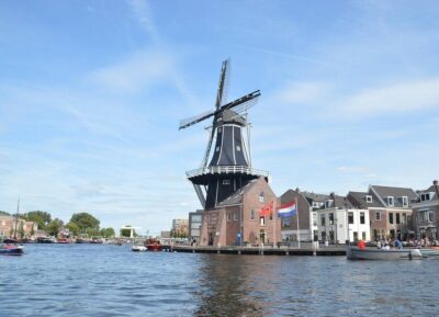 Start a cycling tour from Amsterdam